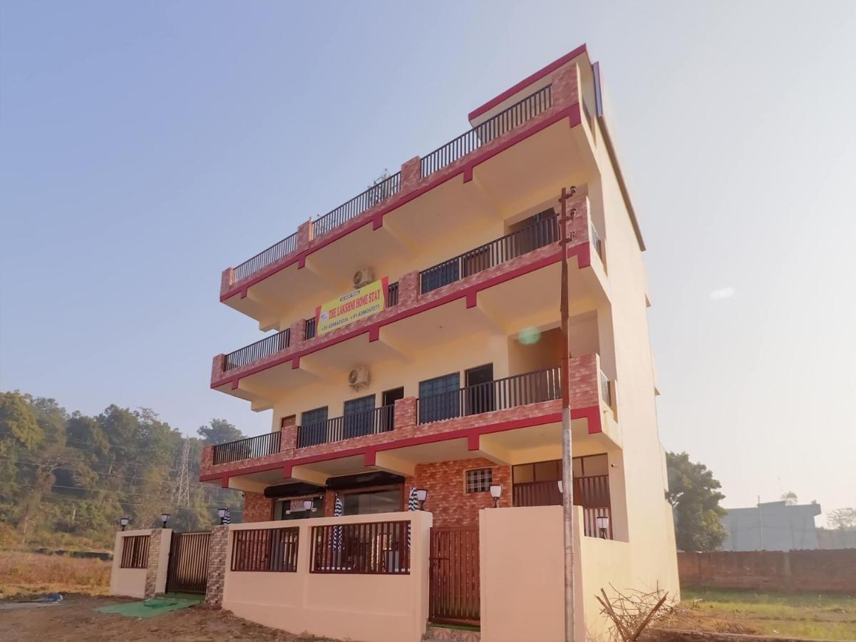 Oyo 84661 Lakshmi Home Stay Jhājra Exterior photo